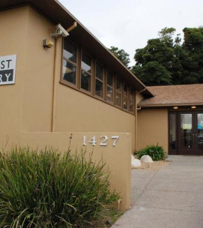 Exterior of Elmhurst Library