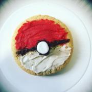 Pokéball cookie